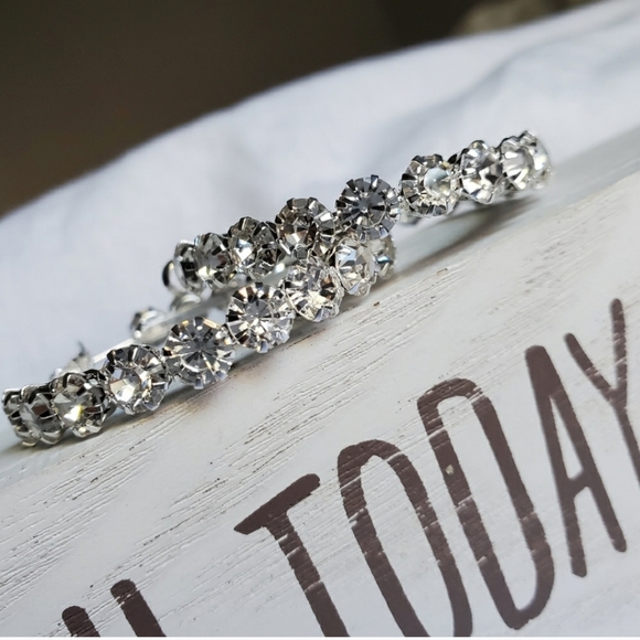 New Fashion Silver Hoop Earrings - Picture 4 of 7